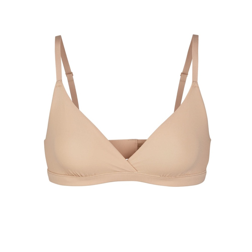 Fits Everybody Crossover Bralette - L